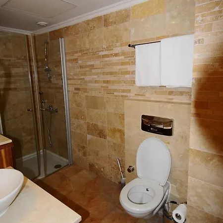 Gold City Private *