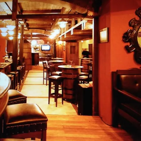 Gold City Private 公寓式酒店 卡吉柯克