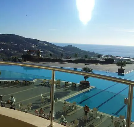Gold City Private Aparthotel Kargicak (Alanya)